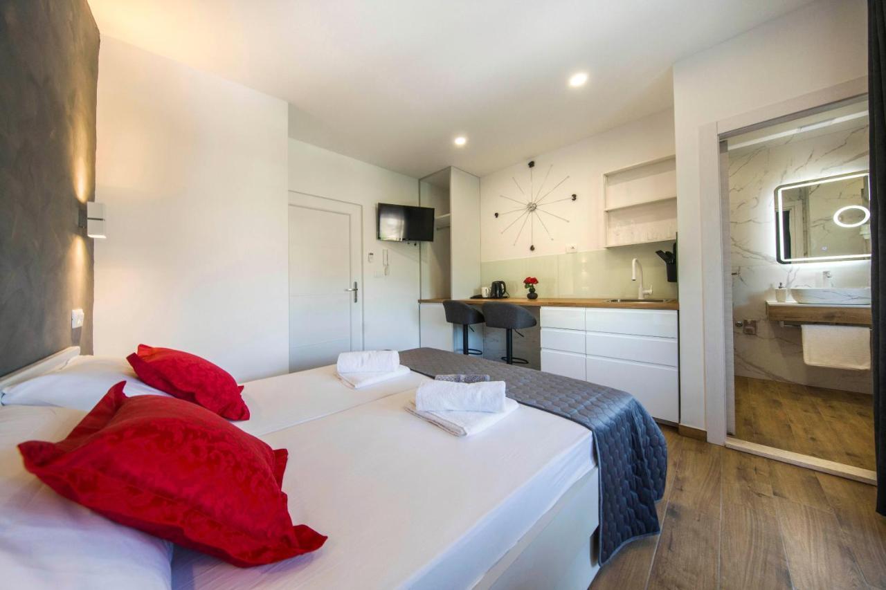 Split Central Luxury Studios Buitenkant foto